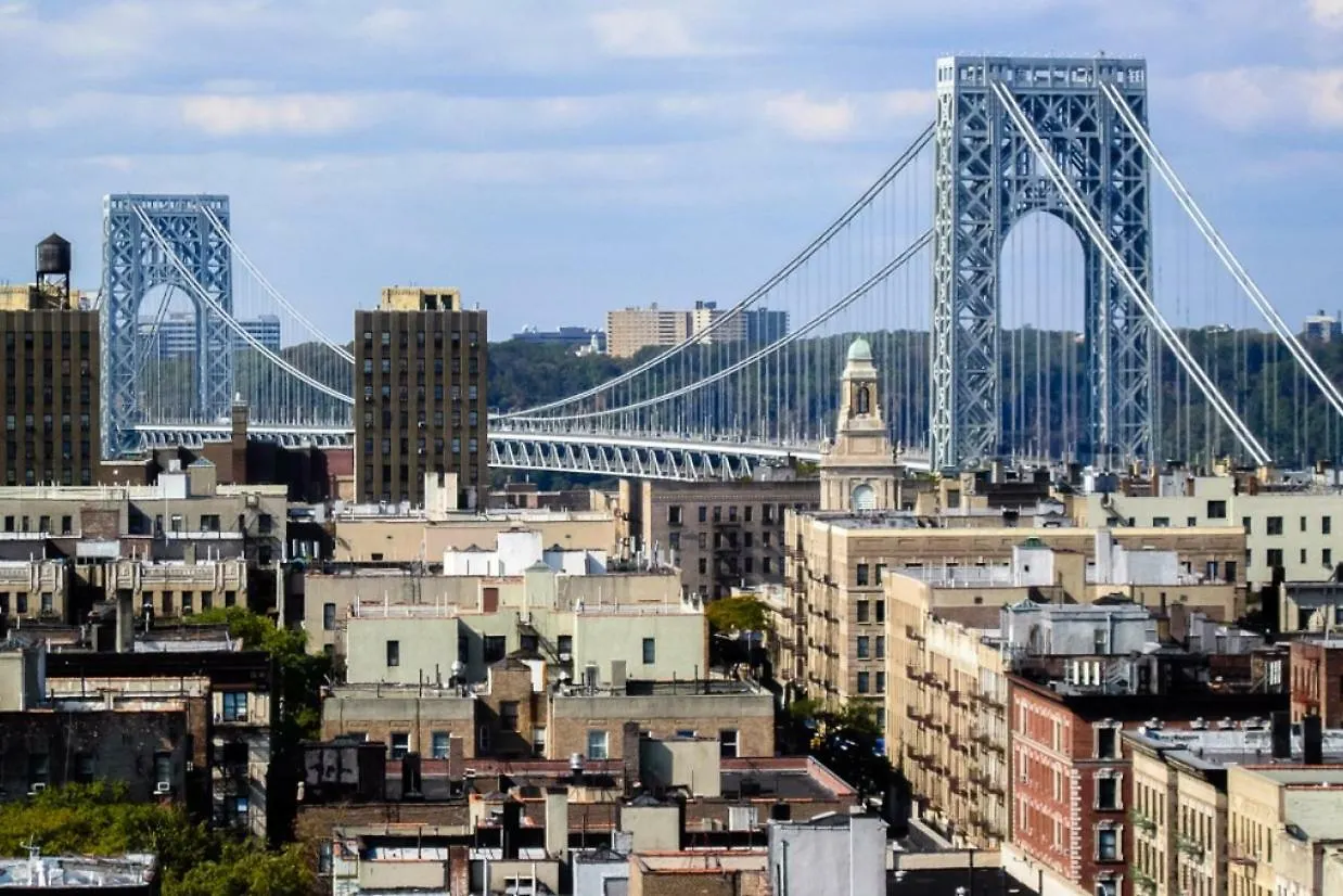 Deluxe Economy In Upper Nyc Daire New York